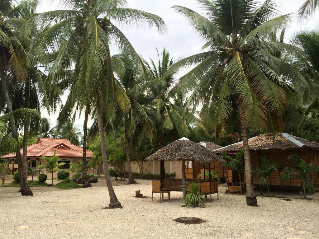 Luzmin Bh - Cottages And Bungalows Oslob Oda fotoğraf